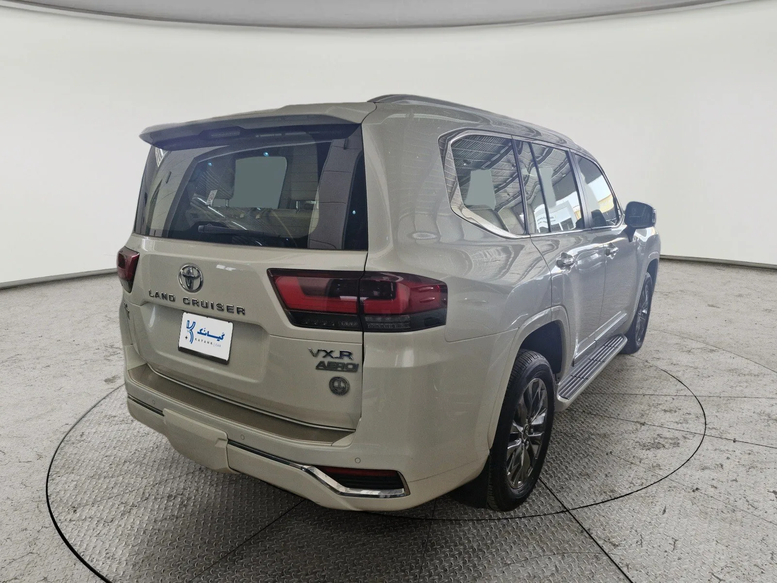 Toyota Land Cruiser VXR 2023