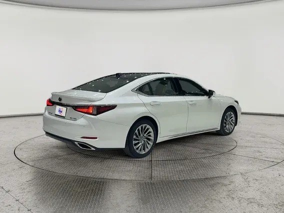 Lexus ES 350 CC Elite 2025