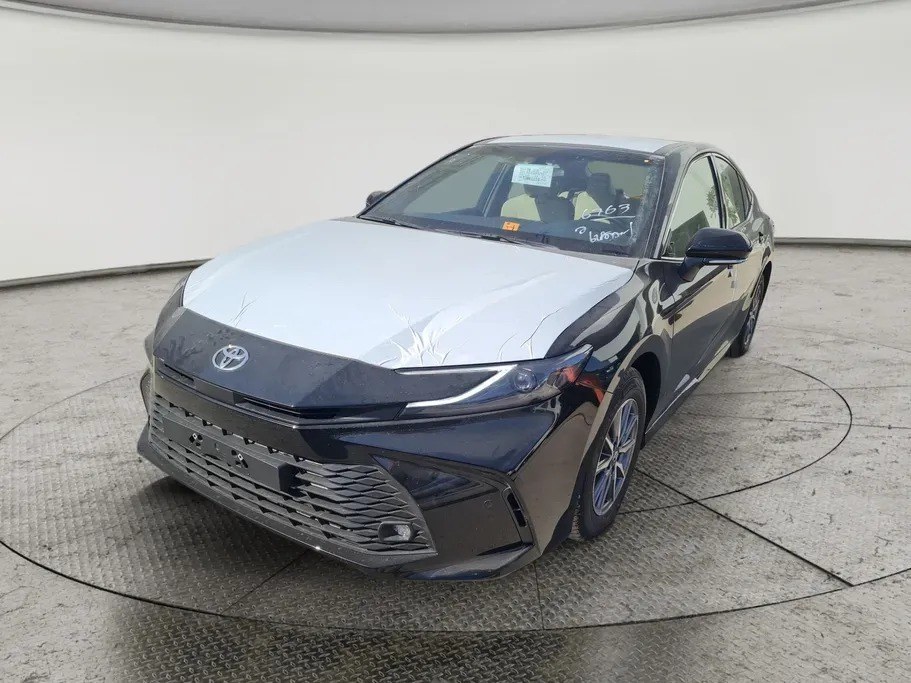 Toyota Camry E 2026