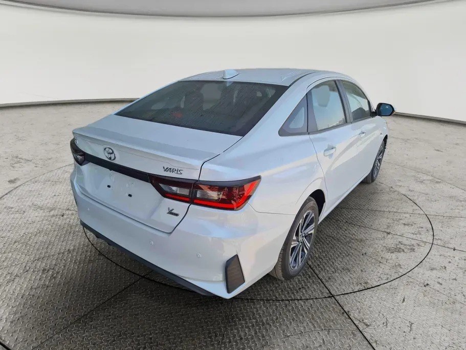 Toyota Yaris Y Plus 2026