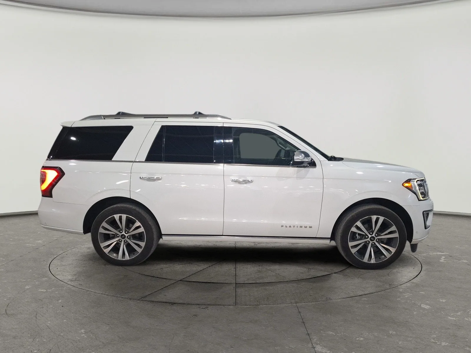 Ford Expedition Platinum 2021