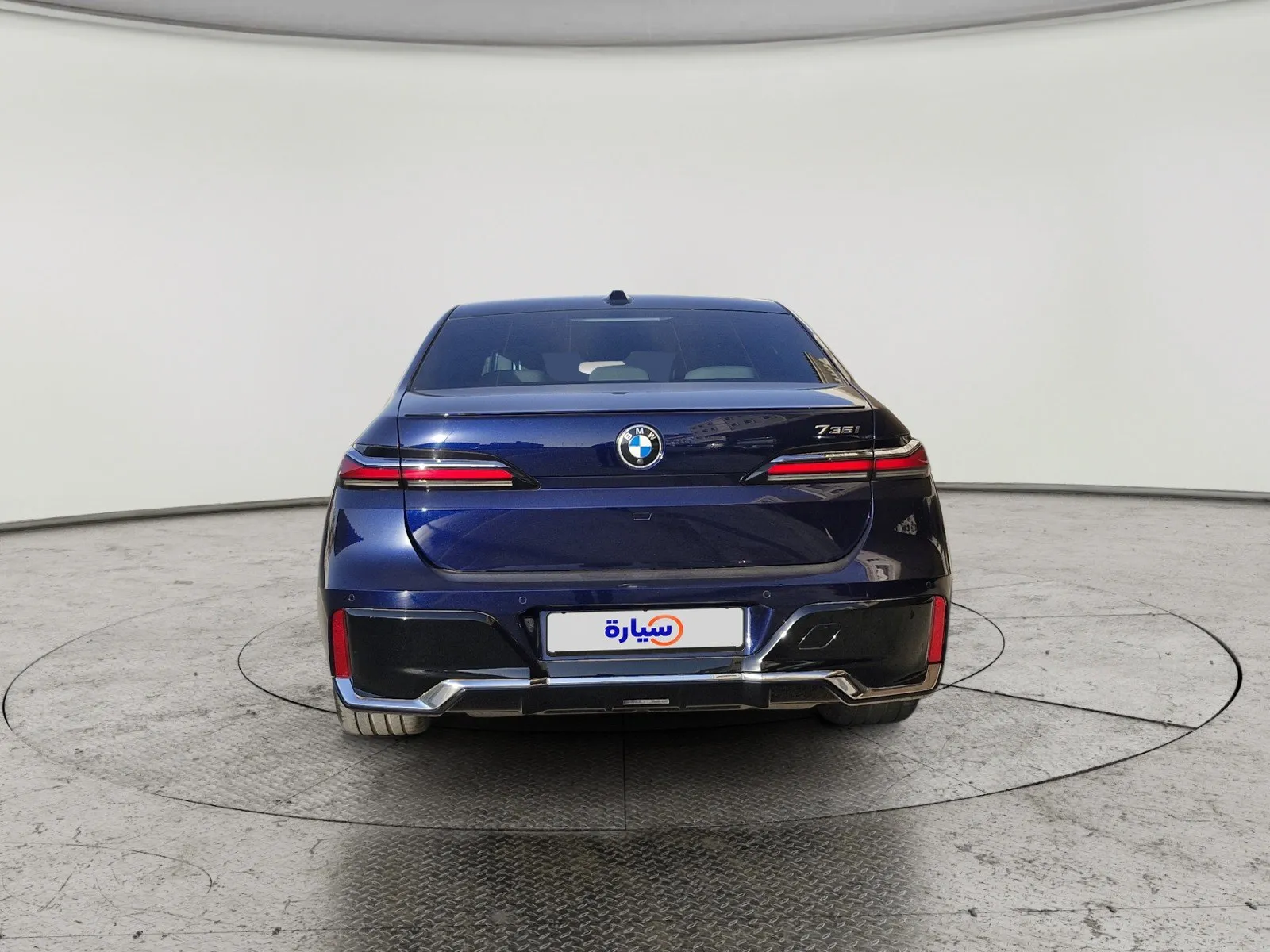 BMW 7 Series 735i 2024