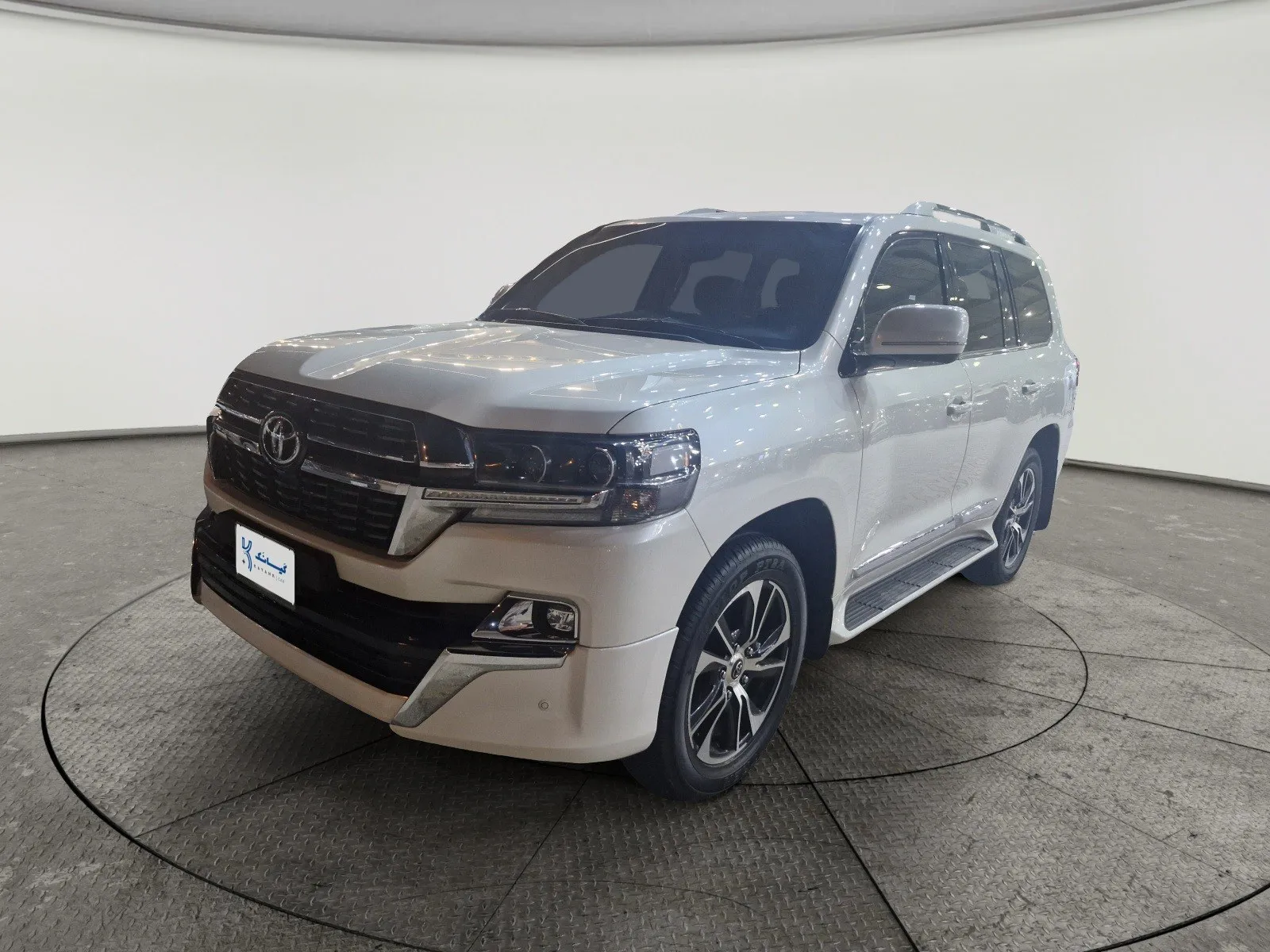 Toyota Land Cruiser Grand Touring 2021