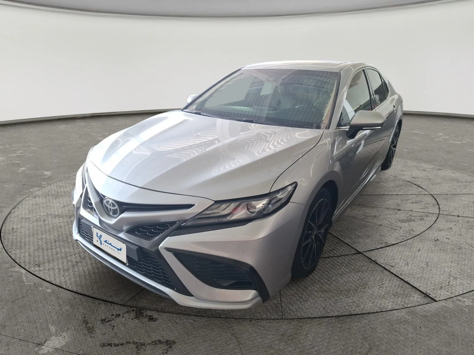 Toyota Camry SE 2021
