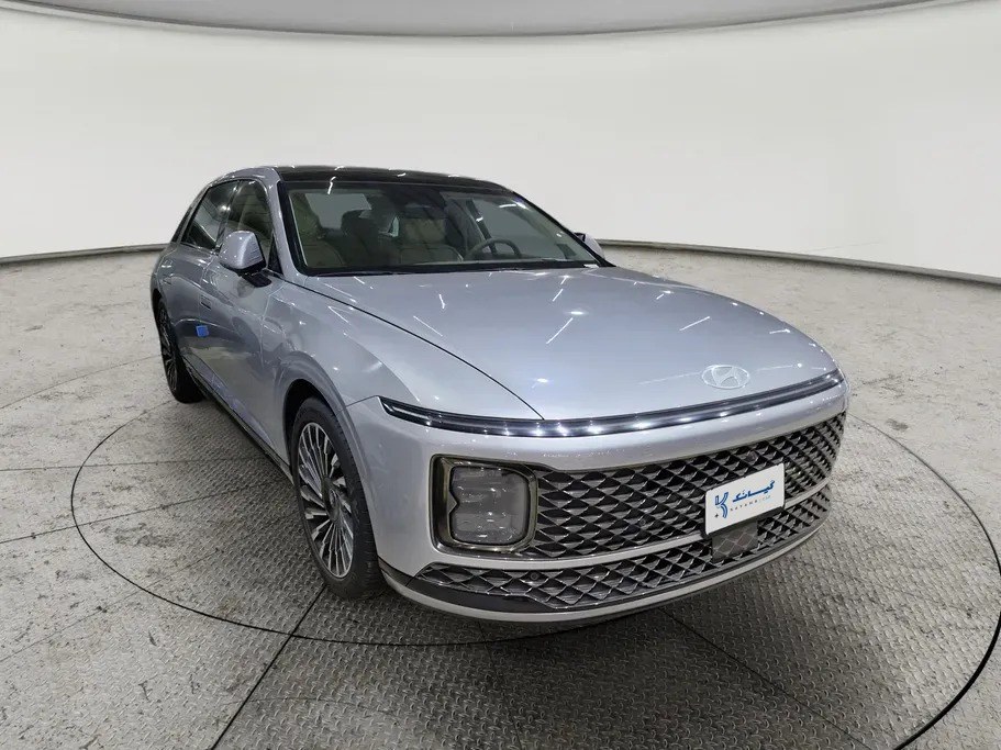 Hyundai Azera calligraphy 2024
