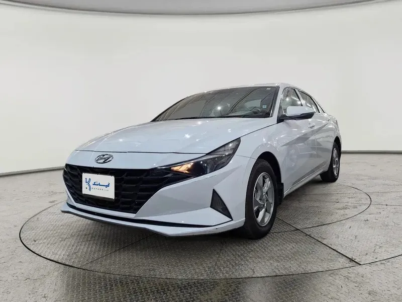 Hyundai Elantra 2023