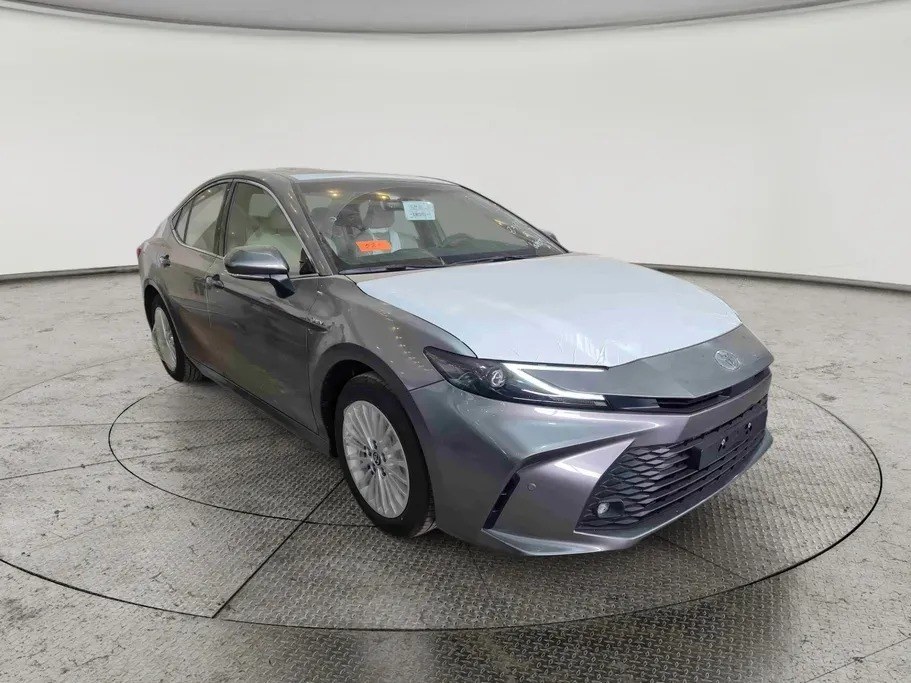 Toyota Camry E Plus HEV 2026