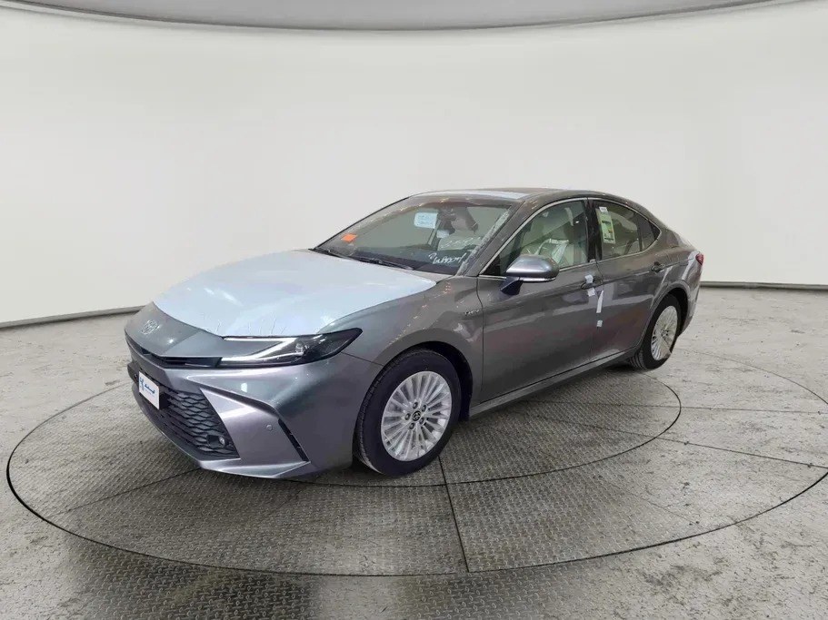 Toyota Camry E Plus HEV 2026
