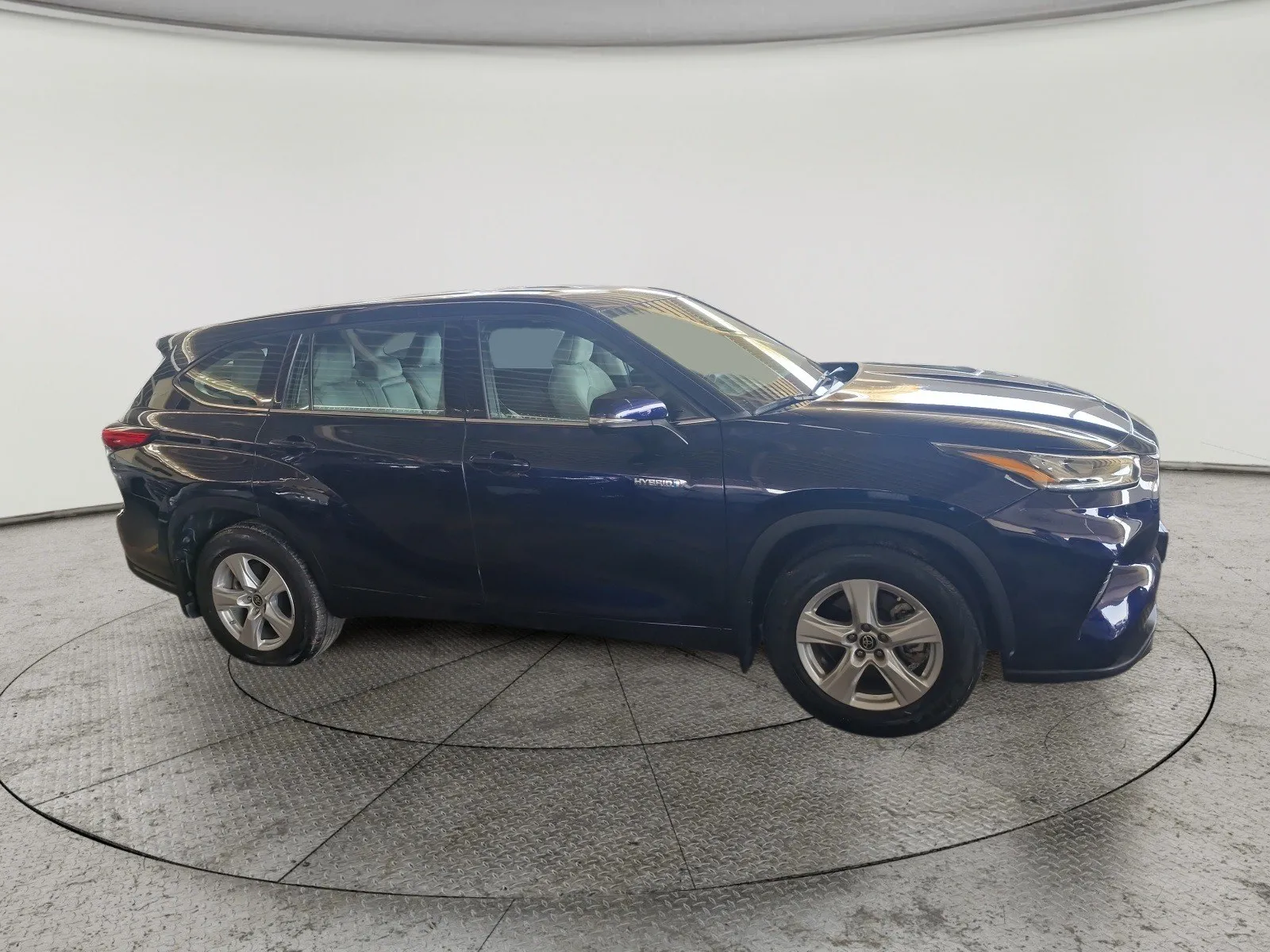 Toyota Highlander LE 2022