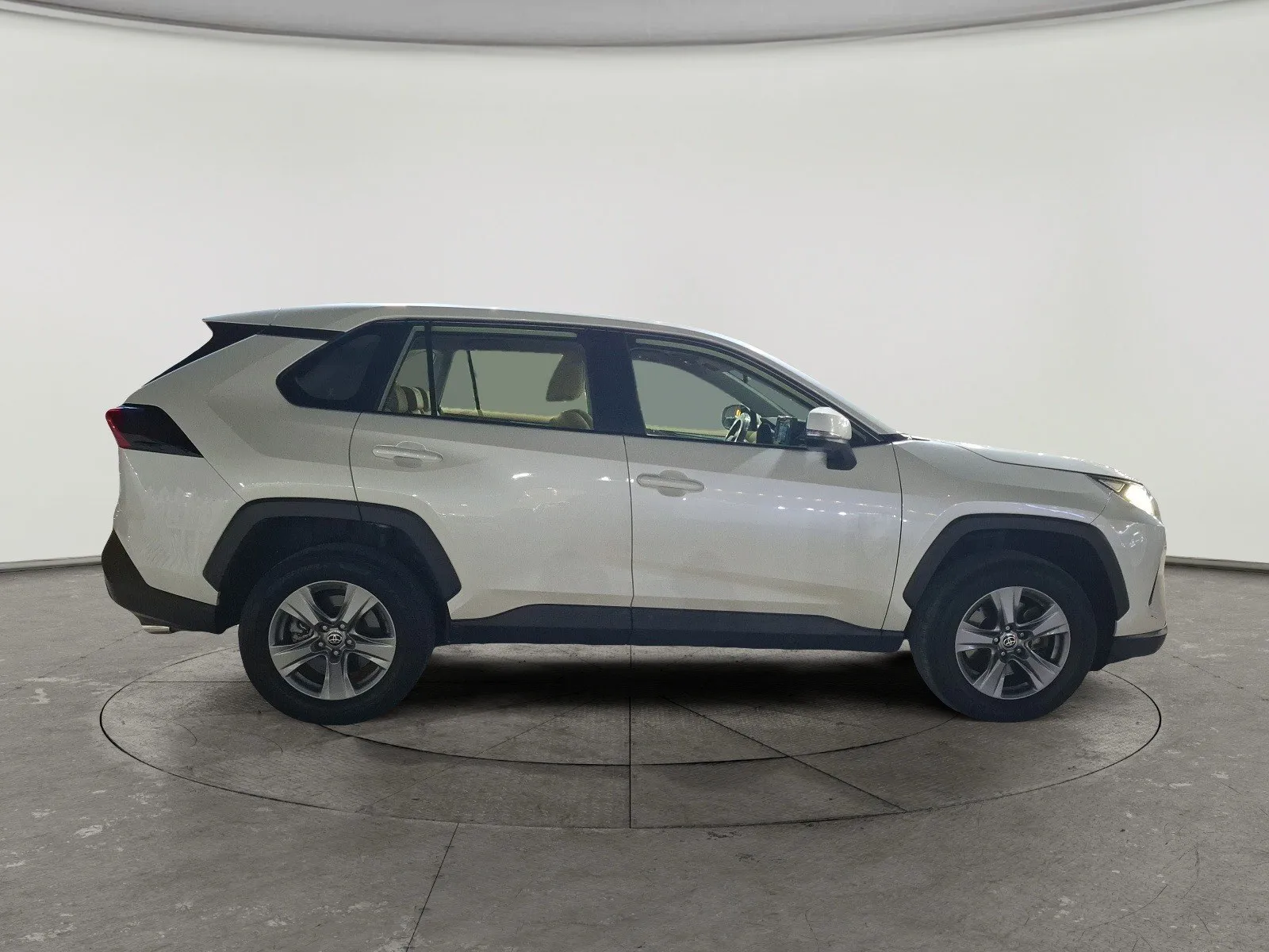 Toyota RAV4 LE 2022