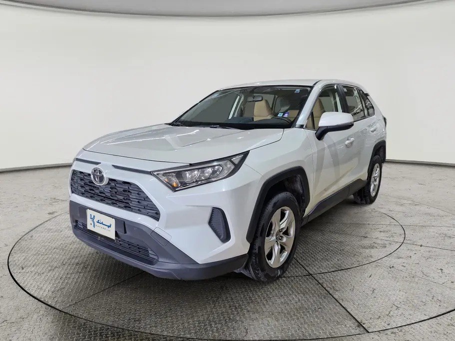 Toyota RAV4 LE 2022