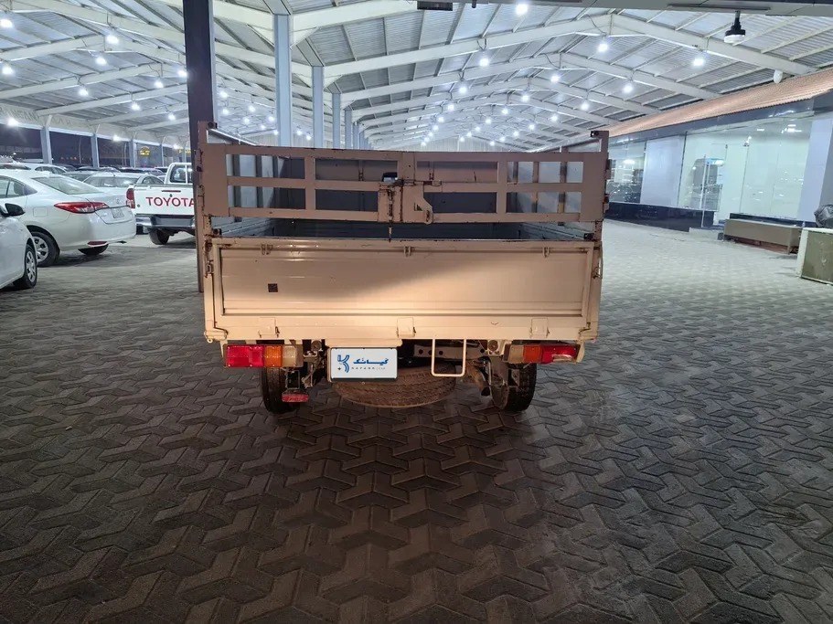 Isuzu D-Max Regular Cab أجناب Single Cab 2022