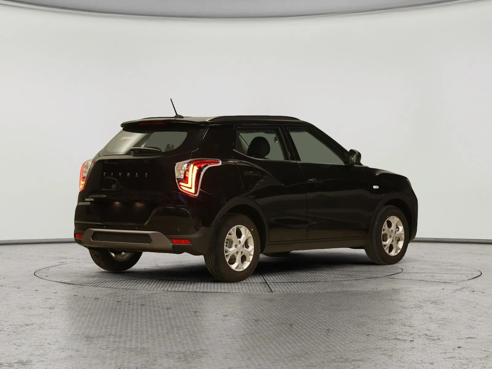 SsangYong Tivoli Trendy 2024