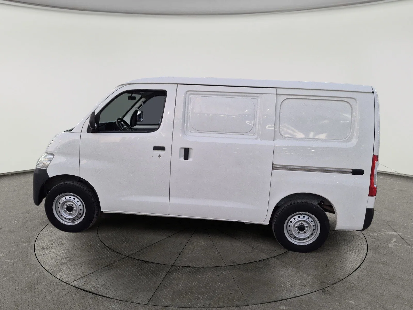 Toyota LiteAce Van 2024