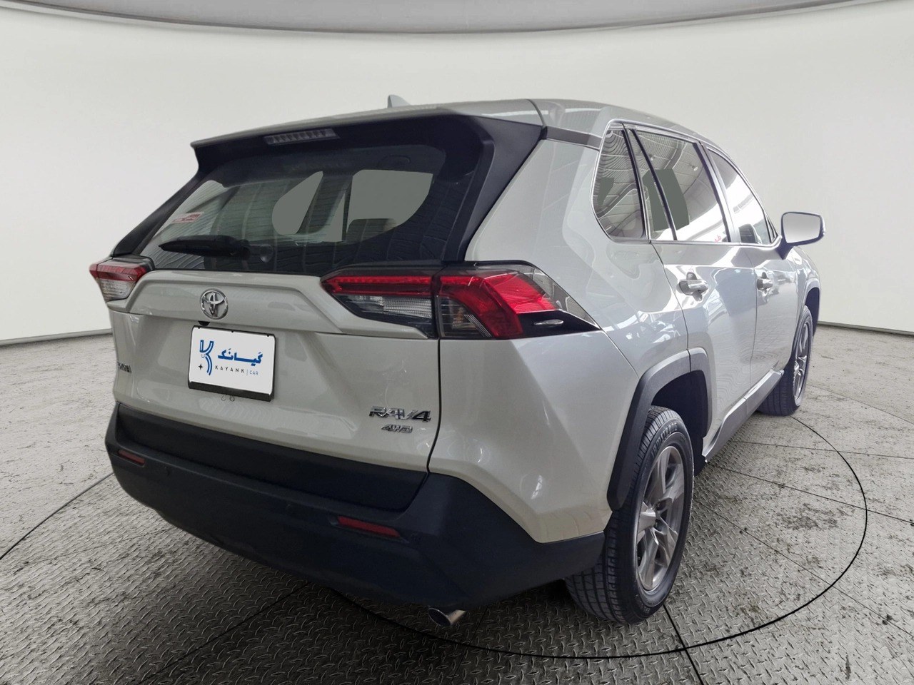 Toyota RAV4 LE 2022