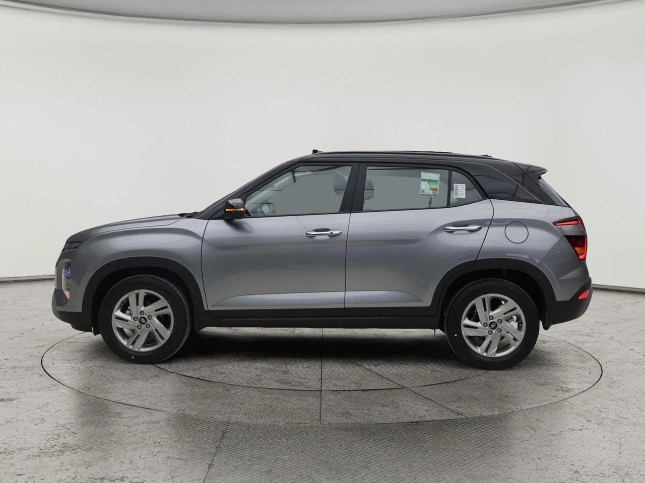 Hyundai Creta Comfort (Two Tone) 2025