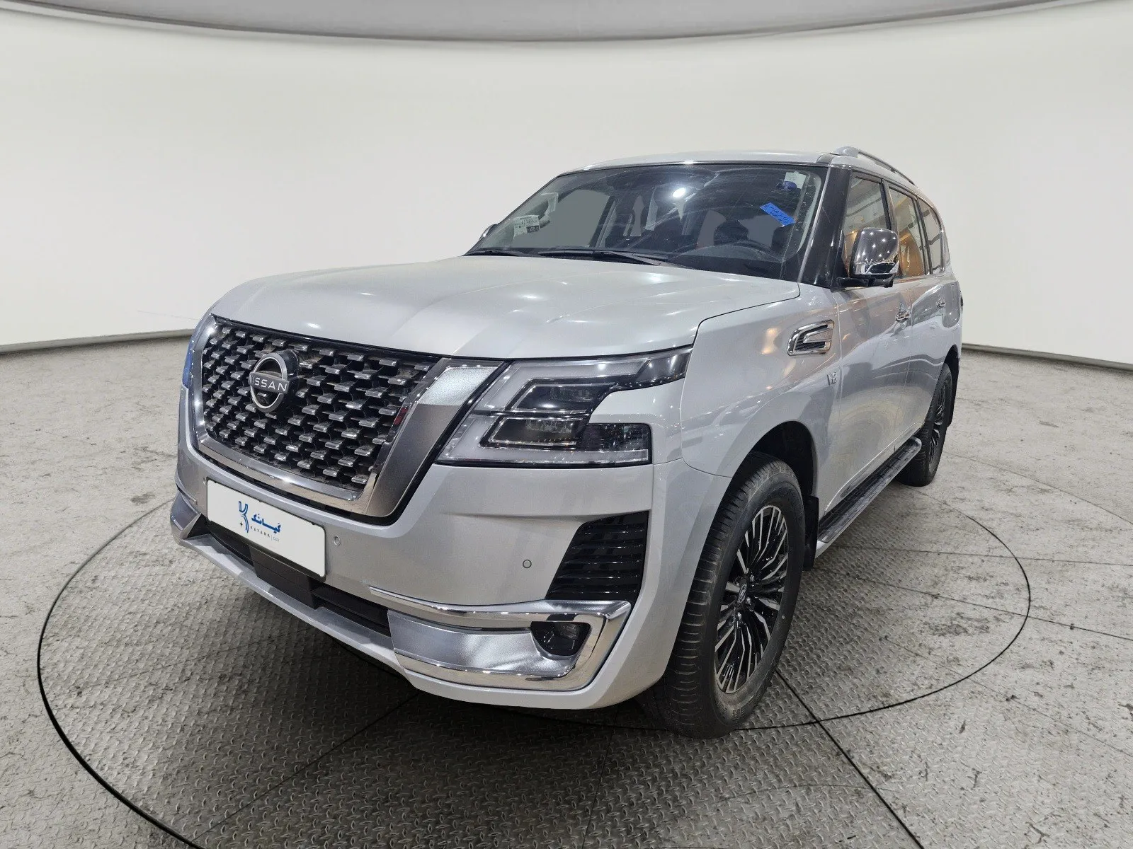 Nissan Patrol Platinum 2023
