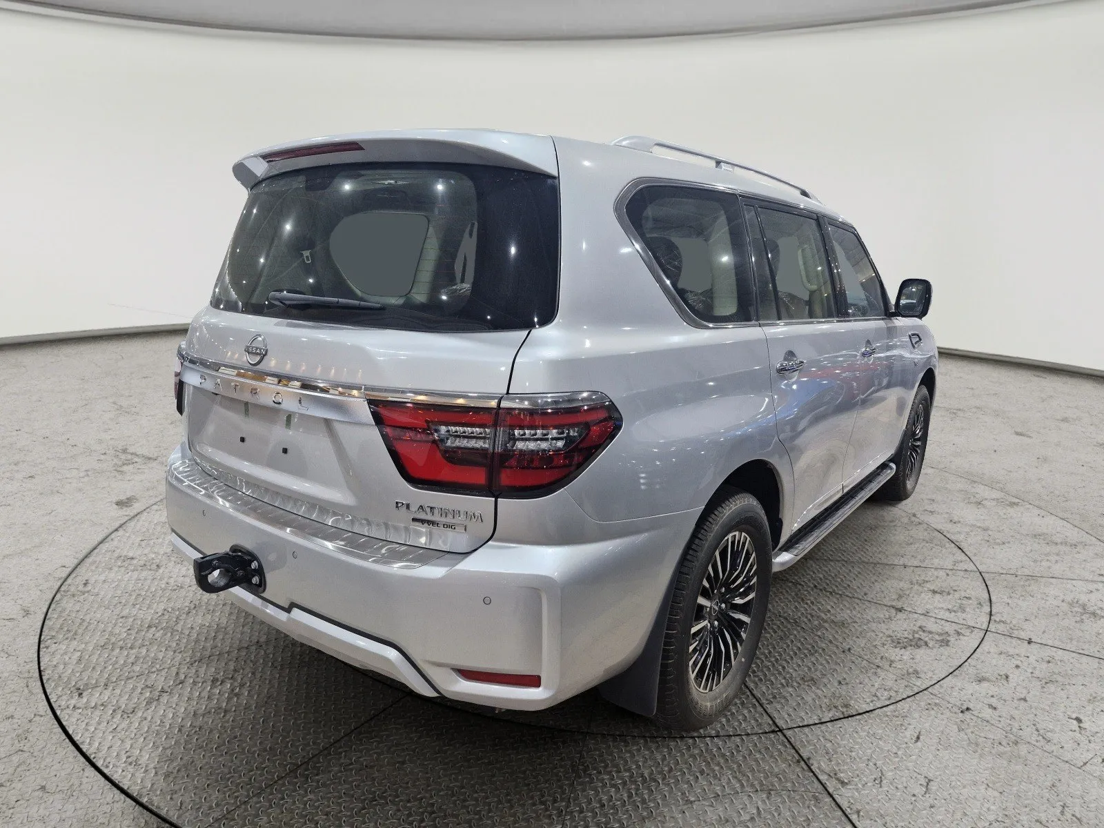 Nissan Patrol Platinum 2023