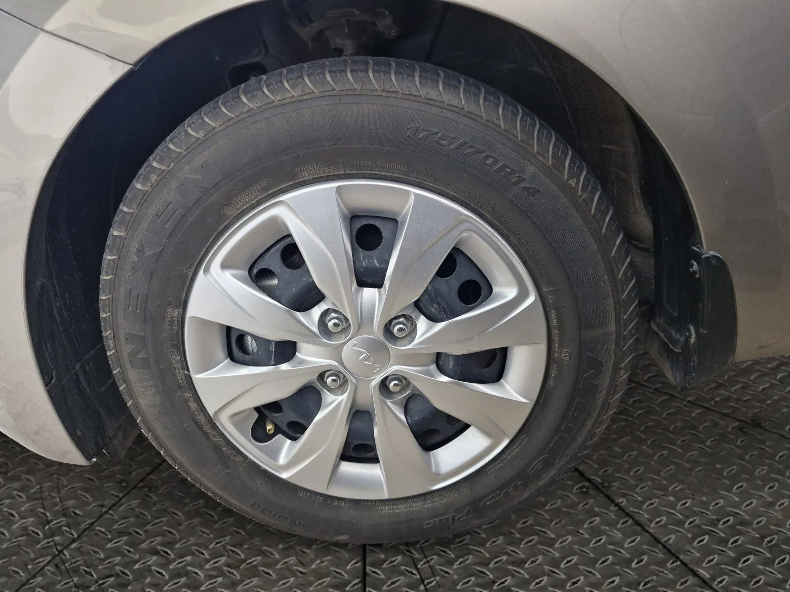 Kia Pegas GL 2024