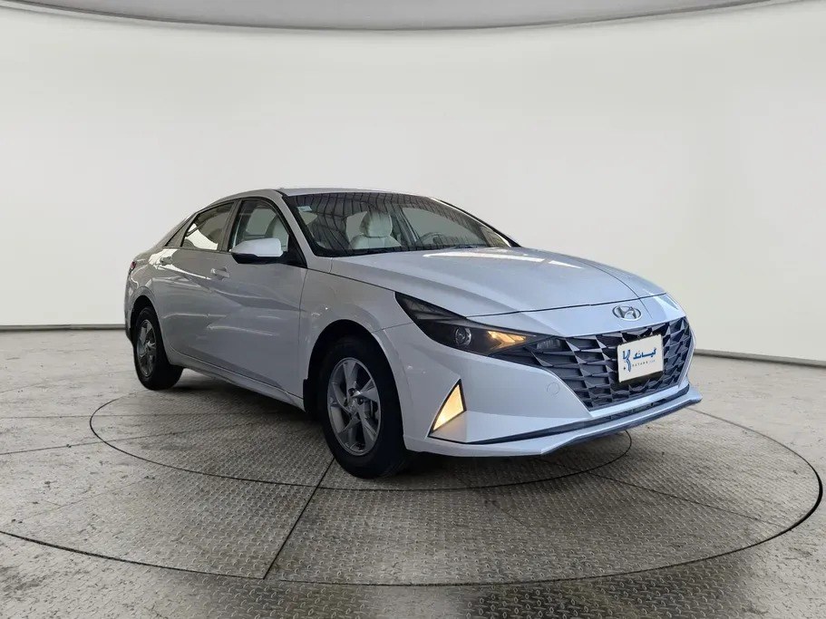 Hyundai Elantra Smart 2021