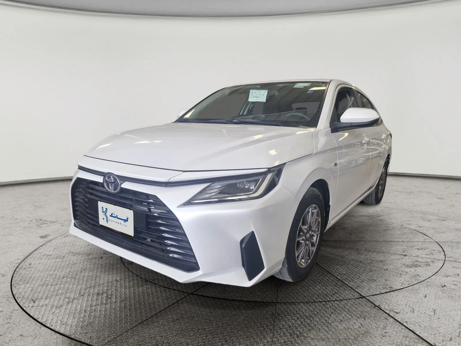 Toyota Yaris Y 2024