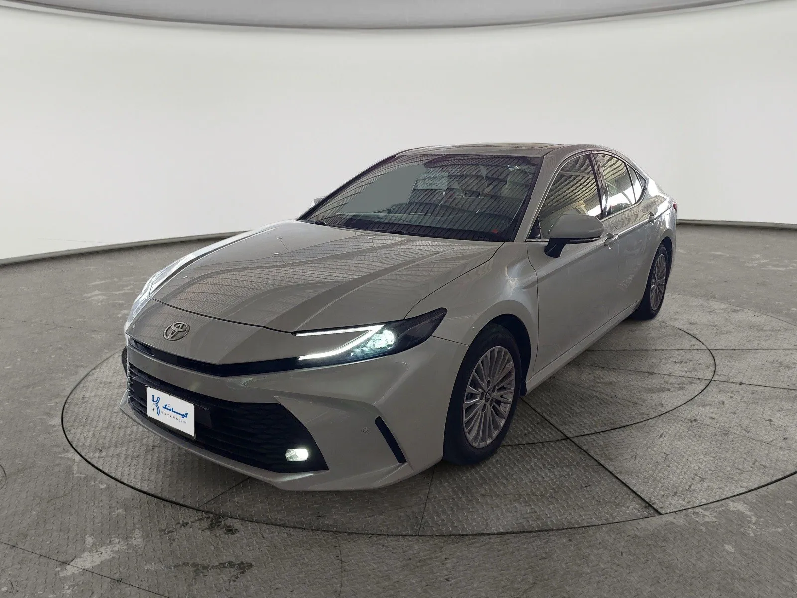 Toyota Camry E Plus HEV 2026