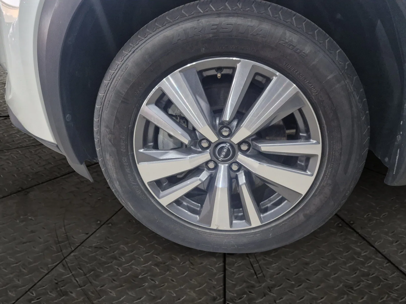 Nissan Pathfinder S 2023