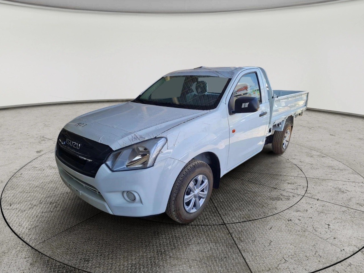 Isuzu D-Max Regular Cab أجناب Single Cab 2025
