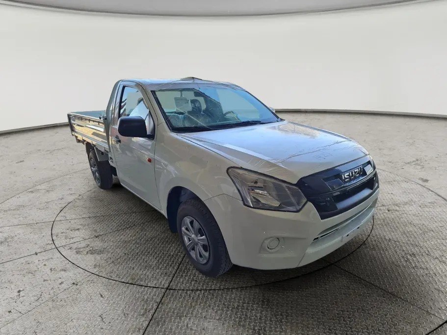 Isuzu D-Max Regular Cab أجناب Single Cab 2025