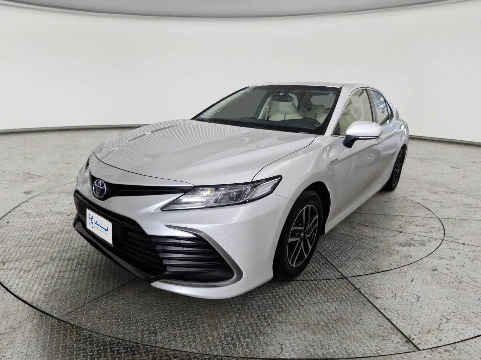 Toyota Camry LE HEV 2023