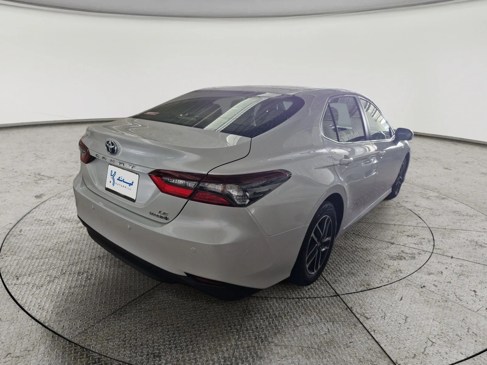 Toyota Camry LE HEV 2023