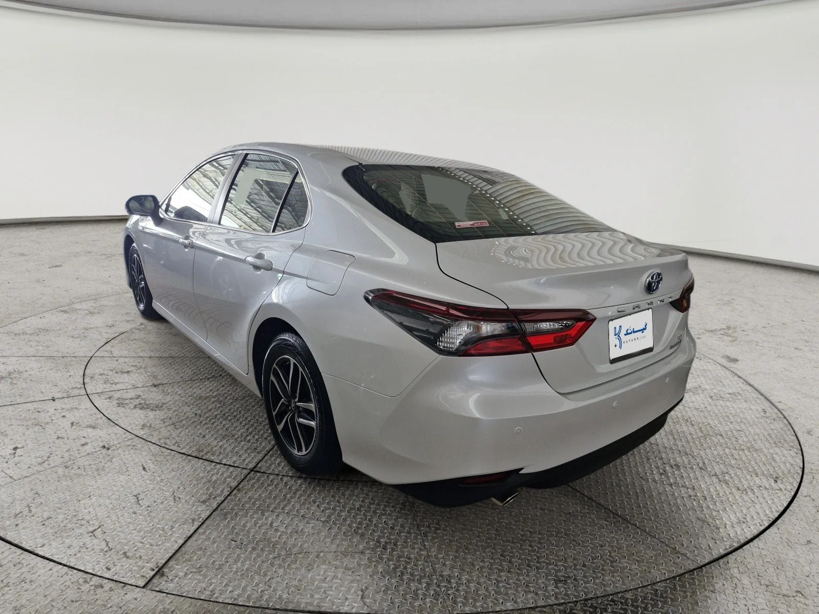 Toyota Camry LE HEV 2023