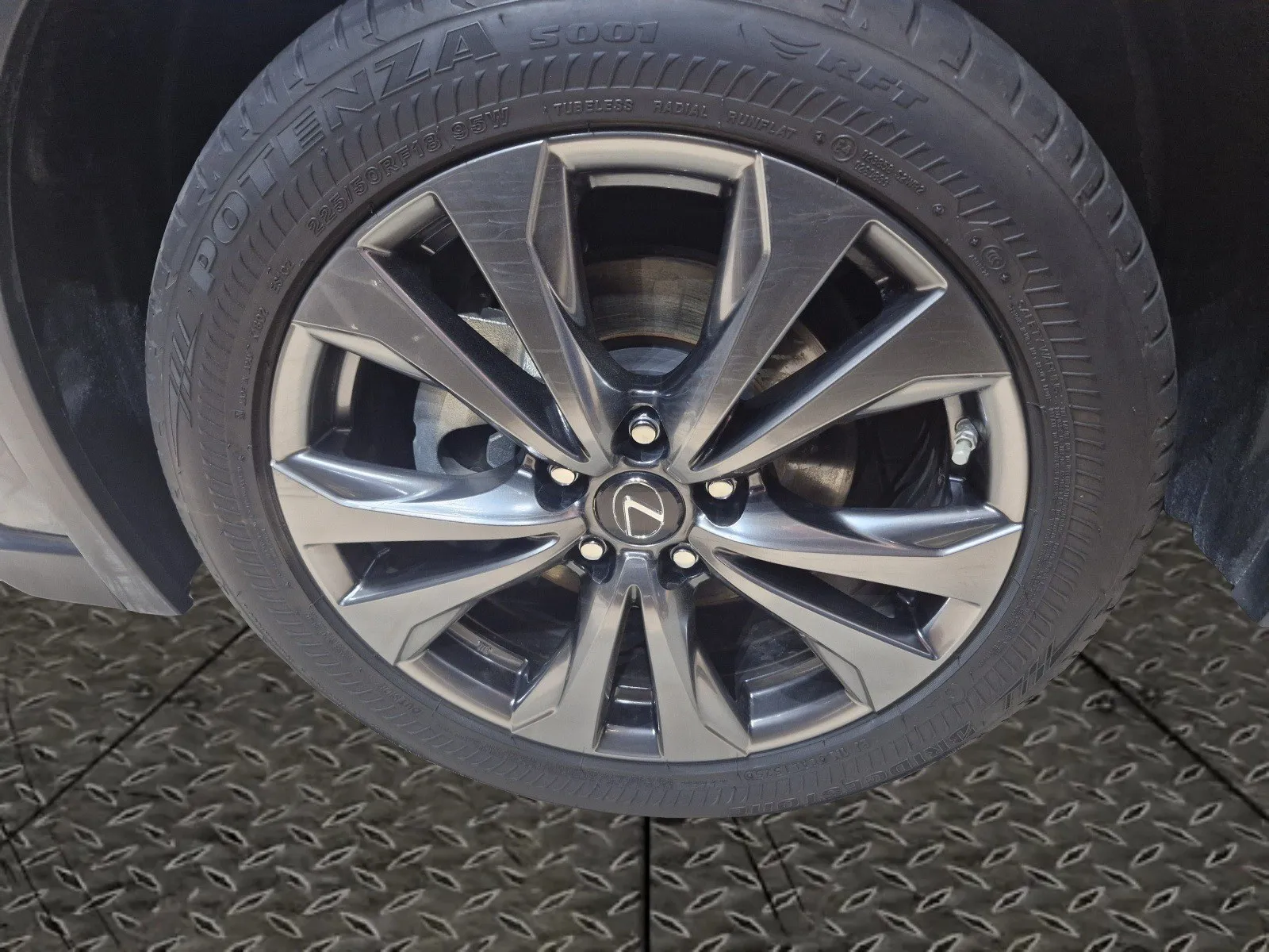 Lexus UX 200 2023