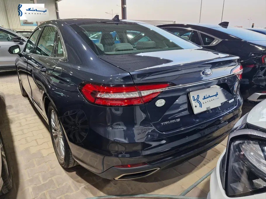 Ford Taurus Ambiente 2022