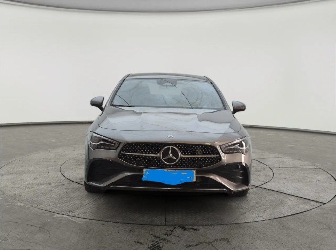 Mercedes-Benz CLA 200 2025
