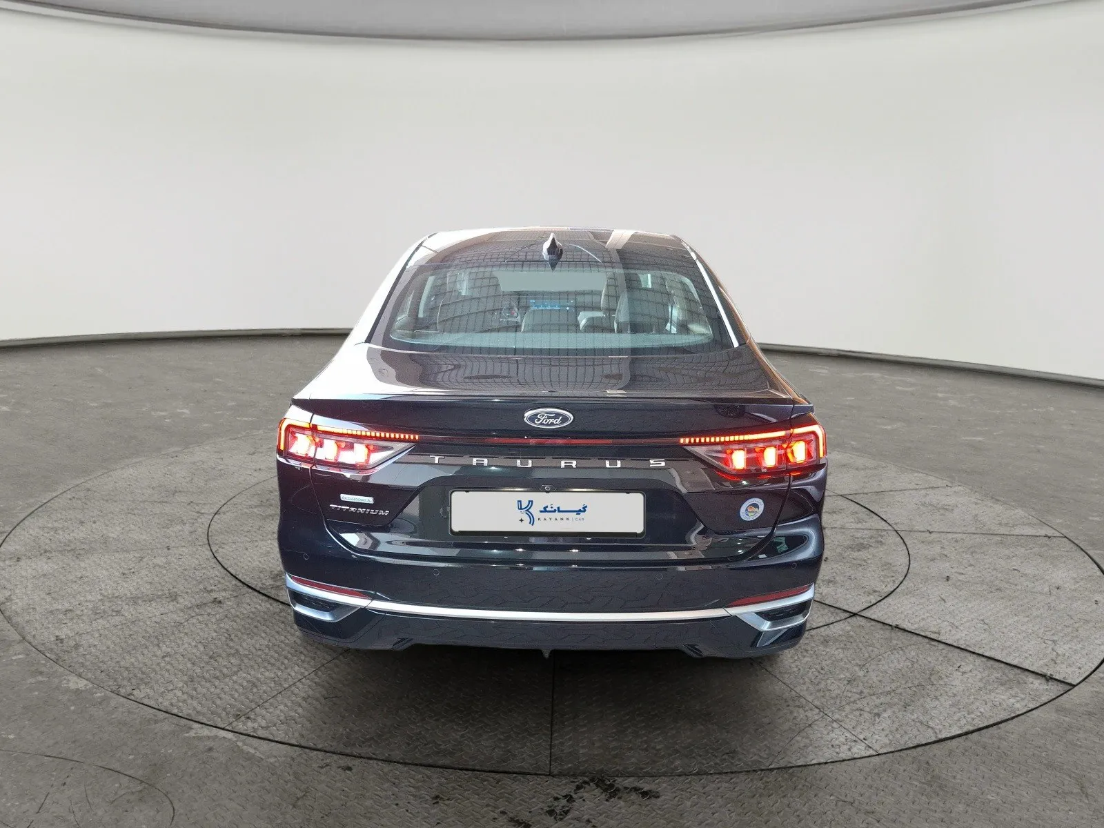 Ford Taurus Titanium 2023