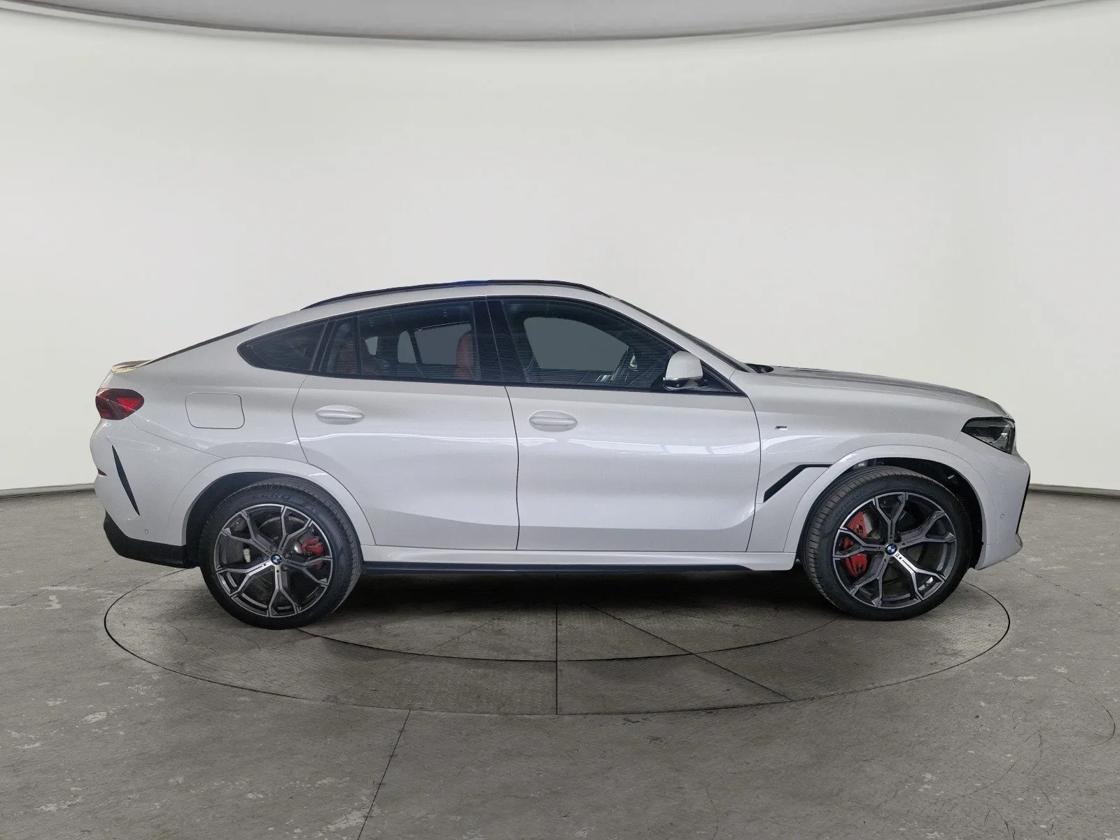 BMW X Series 6 xDrive 40i 2022