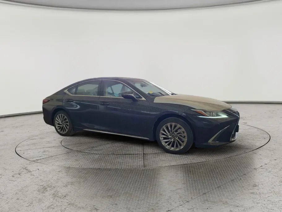 Lexus ES 350 CC Elite 2025