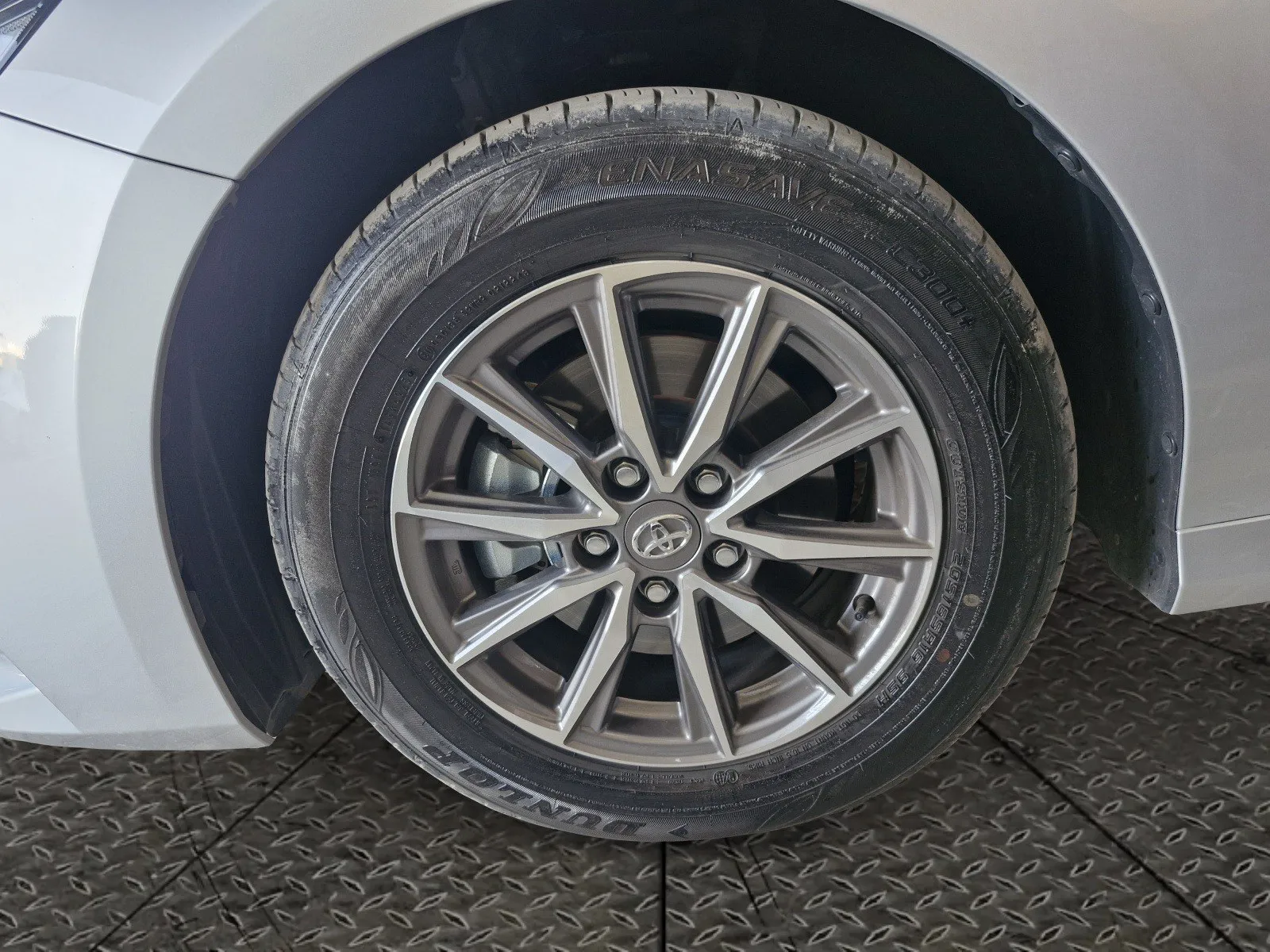 Toyota Camry E 2026