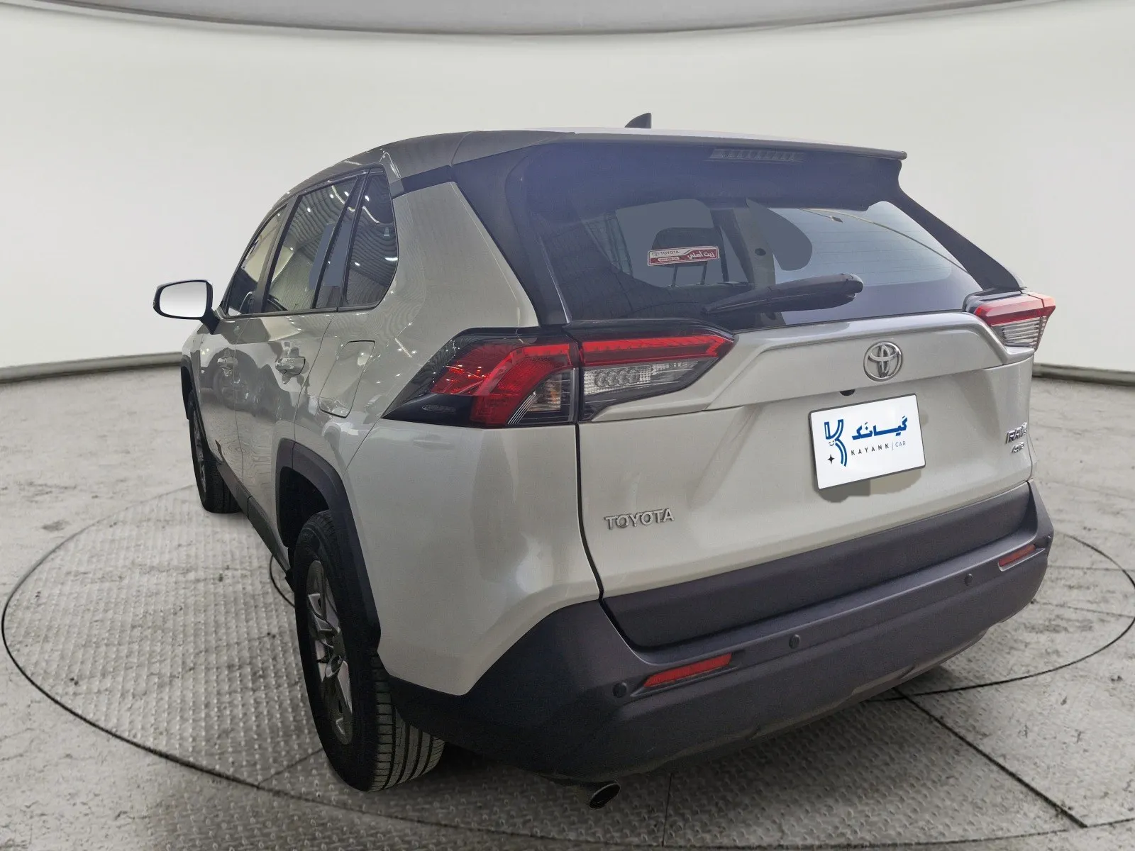 Toyota RAV4 LE 2024