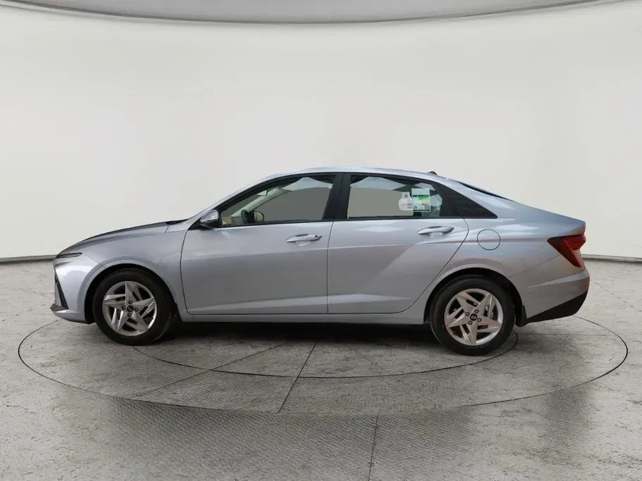 Hyundai Accent Smart 2026