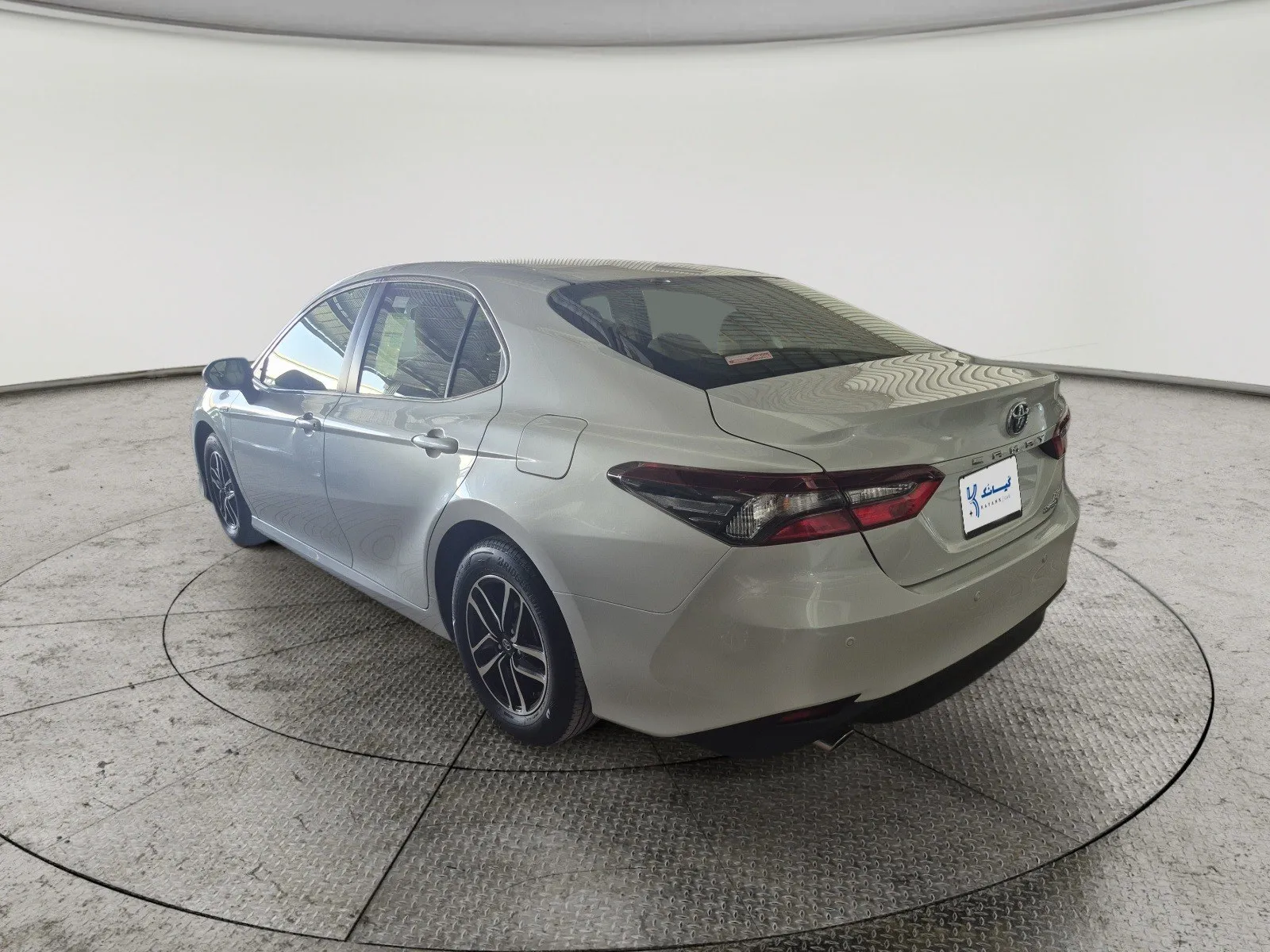 Toyota Camry LE HEV 2023