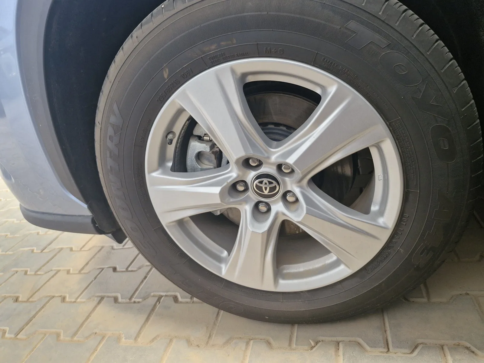 Toyota Highlander LE 2024