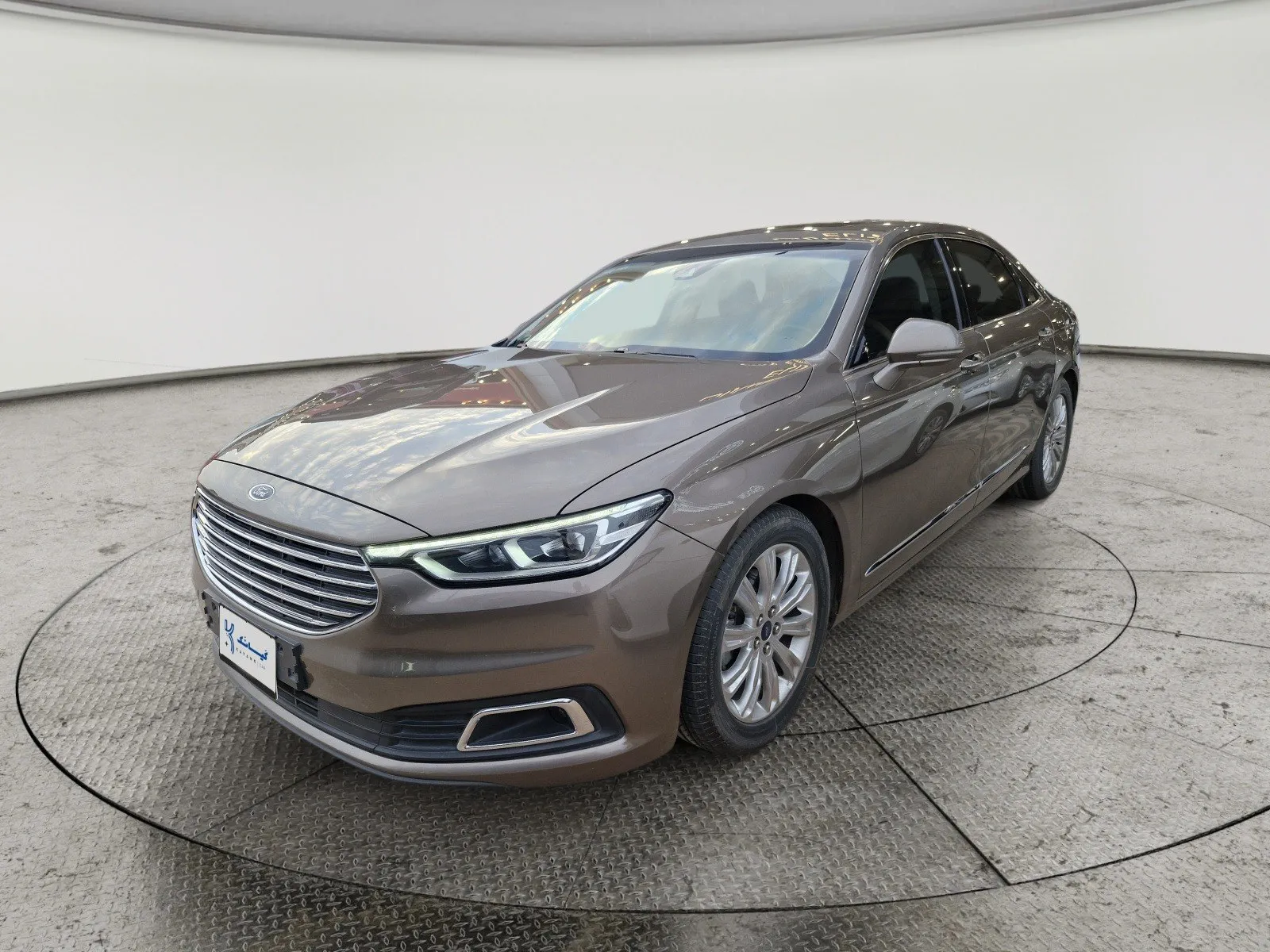 Ford Taurus Trend 2020