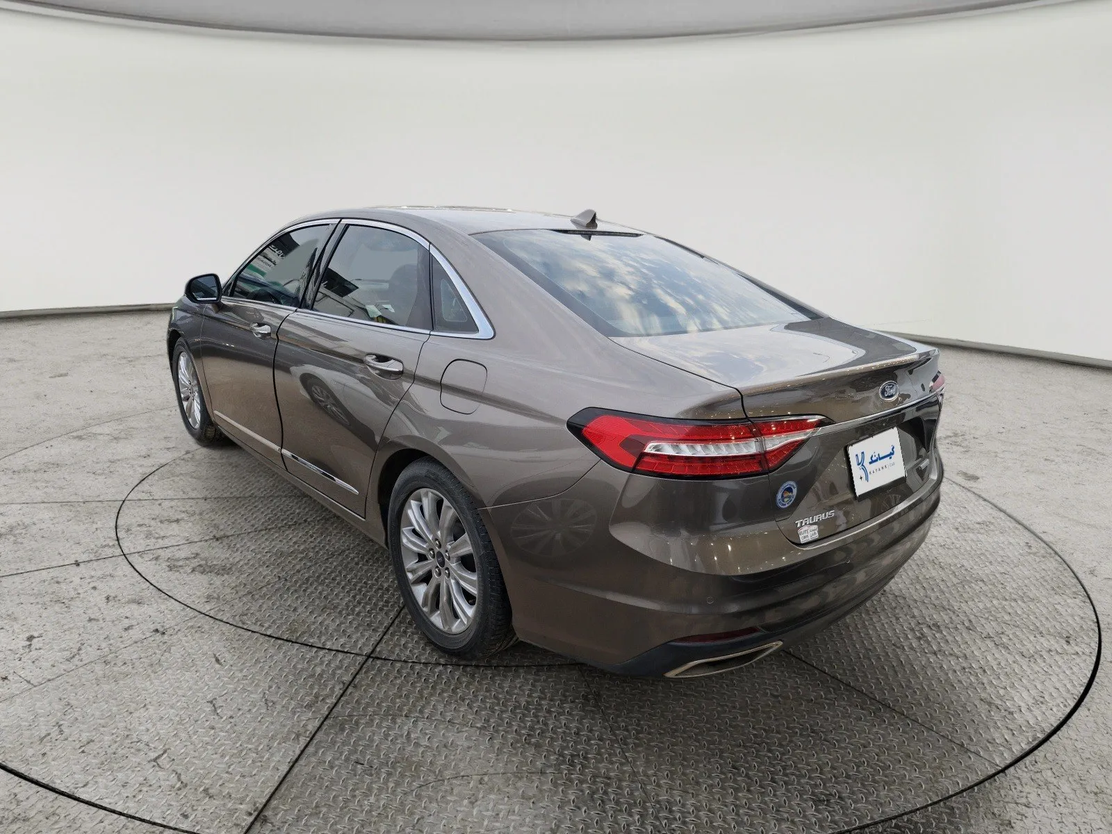 Ford Taurus Trend 2020
