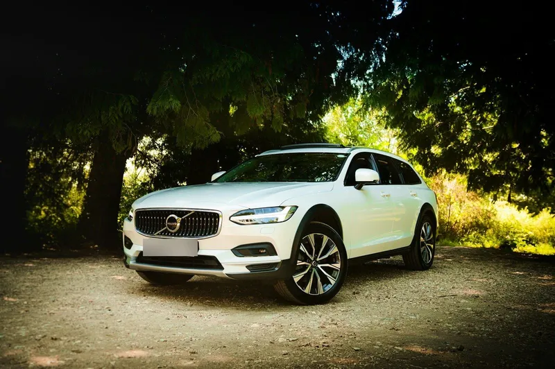 Volvo V90 Cross Country 2022