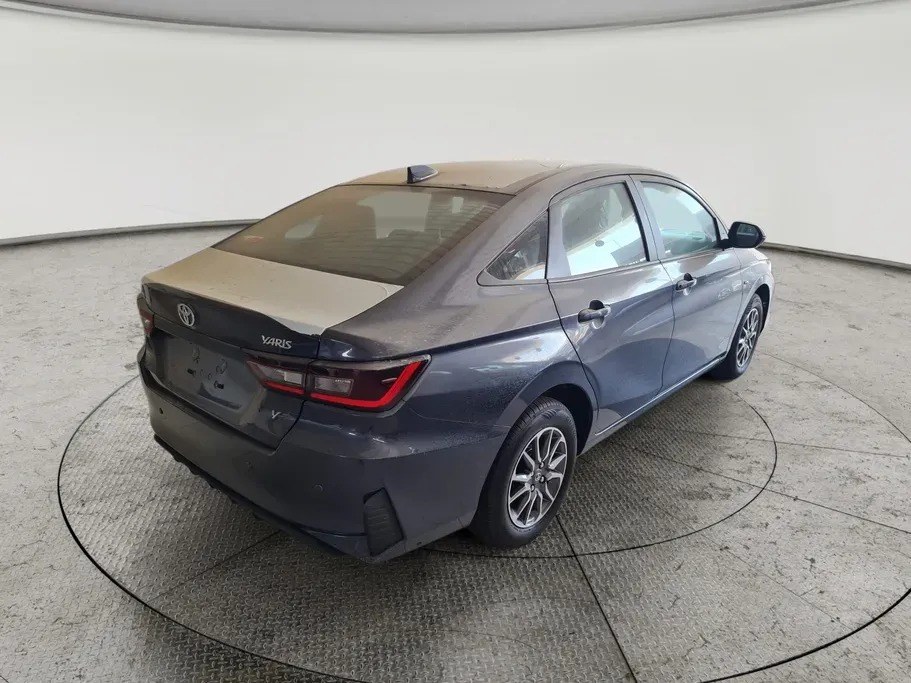 Toyota Yaris Y 2026
