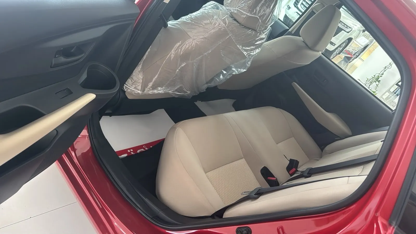 Toyota Yaris Y Plus 2026