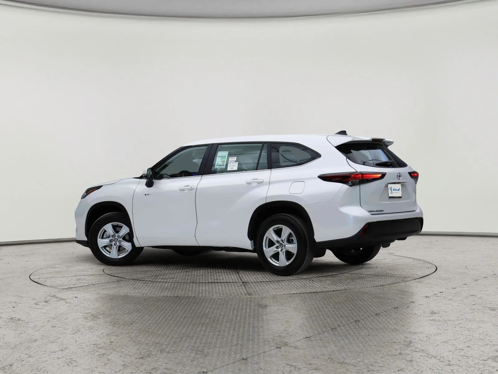 Toyota Highlander LE 2026