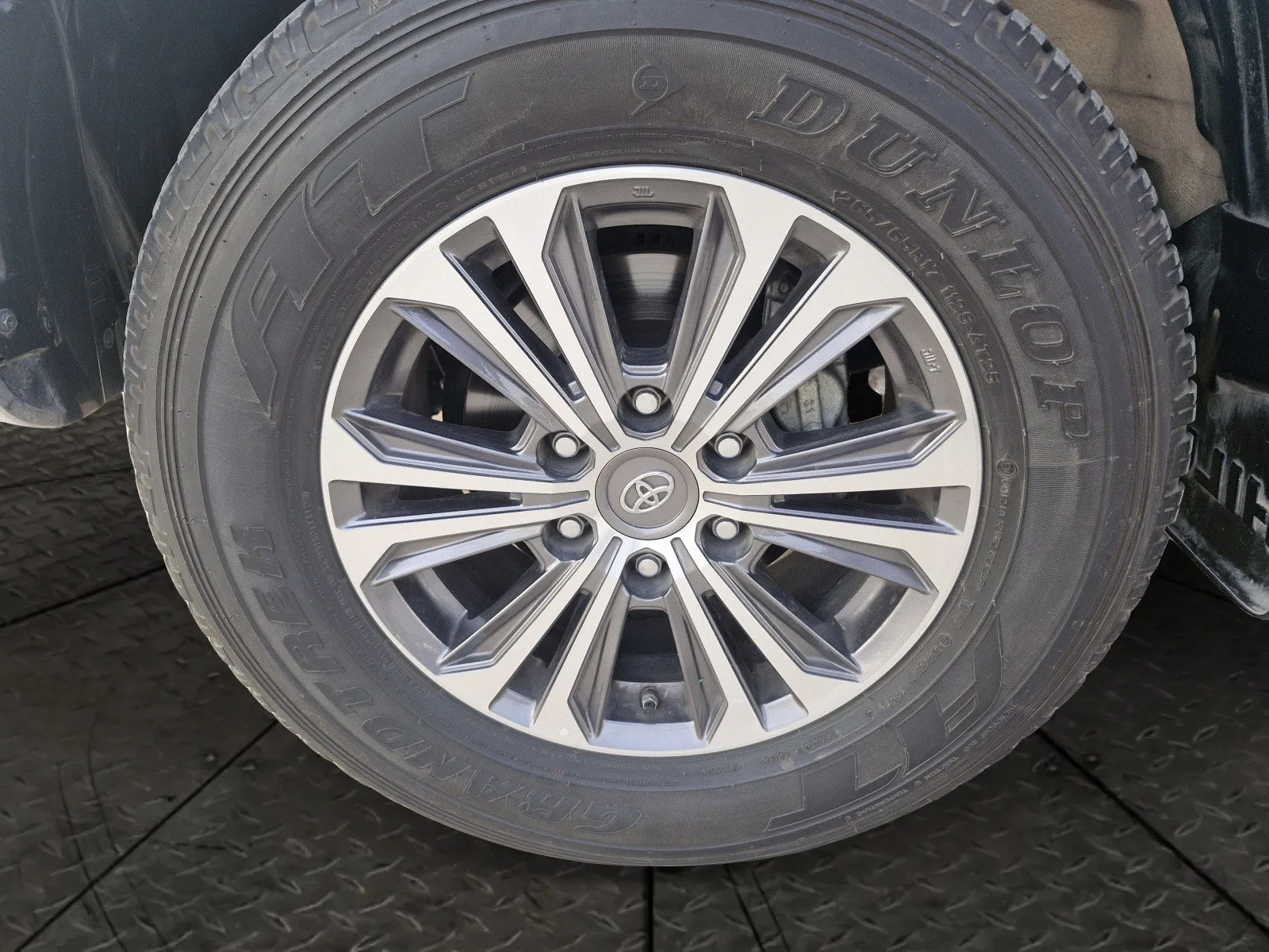 Toyota Hilux SGLX Double Cab 2025
